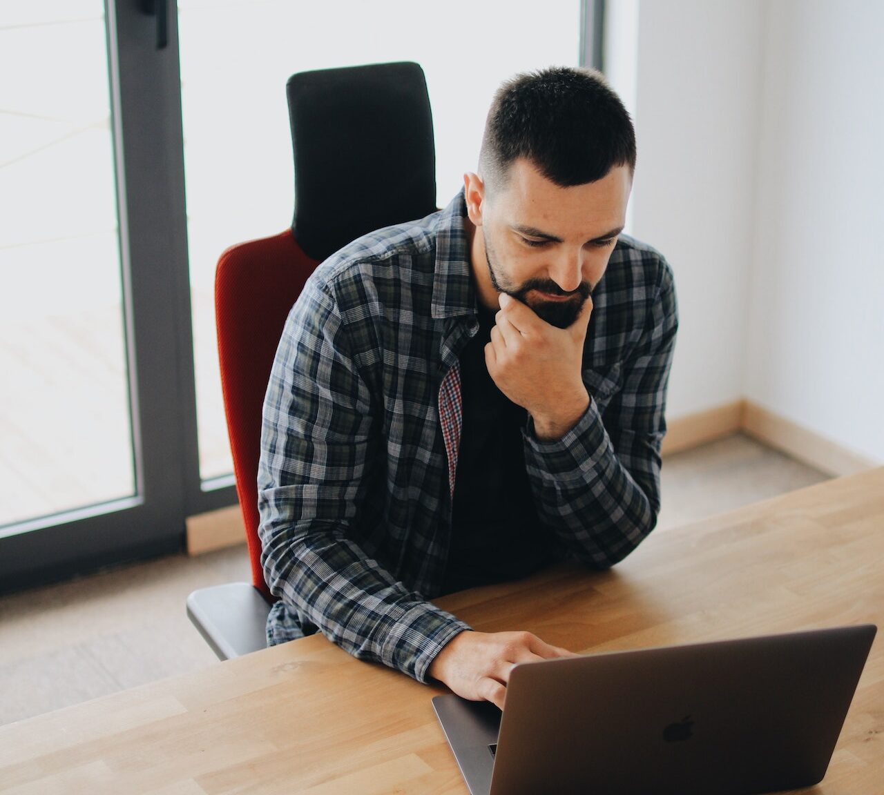 Jak zdobywać mocne linki SEO – Kluczowe strategie i techniki